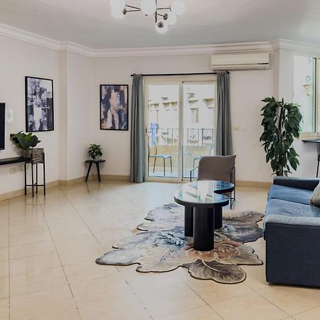 Distinct & Decent 2 Bdr Apt Steps From Nightlife And Airport Κάιρο Εξωτερικό φωτογραφία